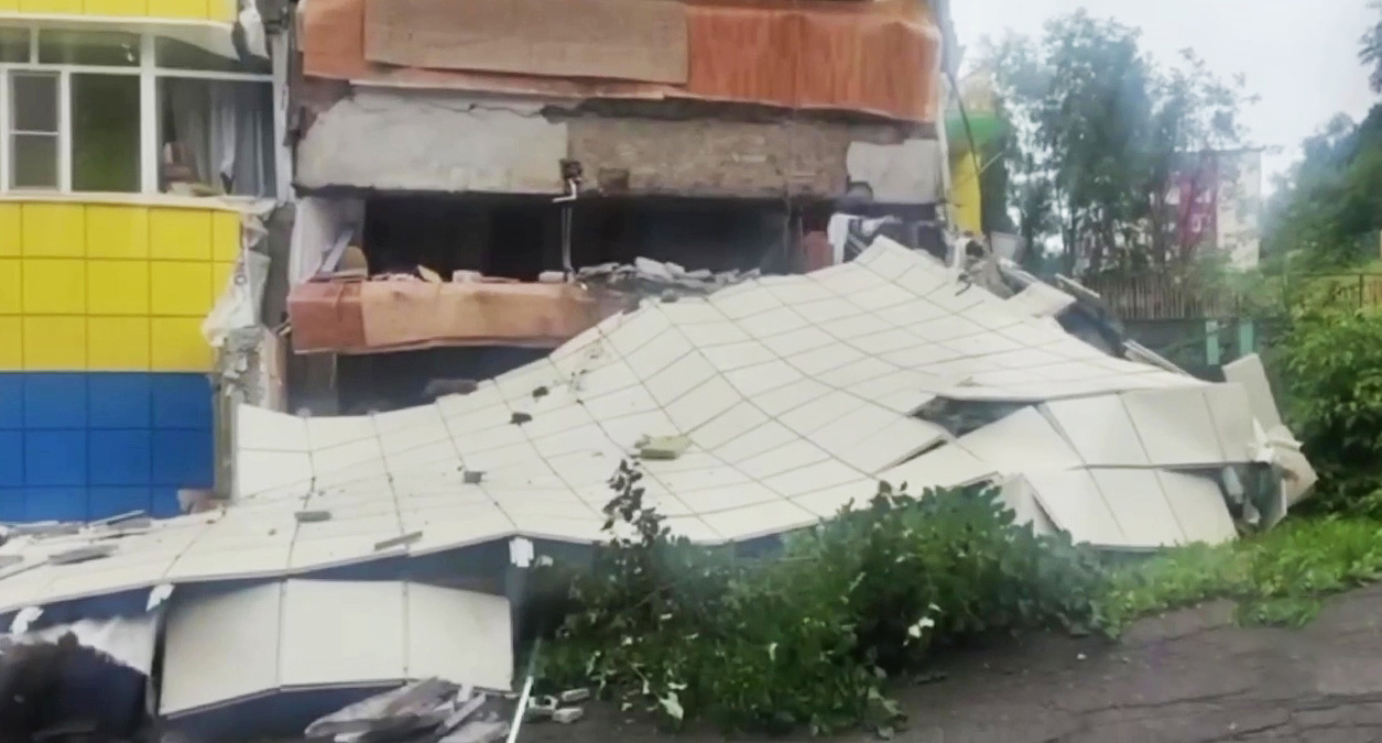 98886c7485d784e74e698395a82ac69e Цунами, разрушения зданий и новые афтершоки: что известно о мощном землетрясении на Камчатке и Сахалине