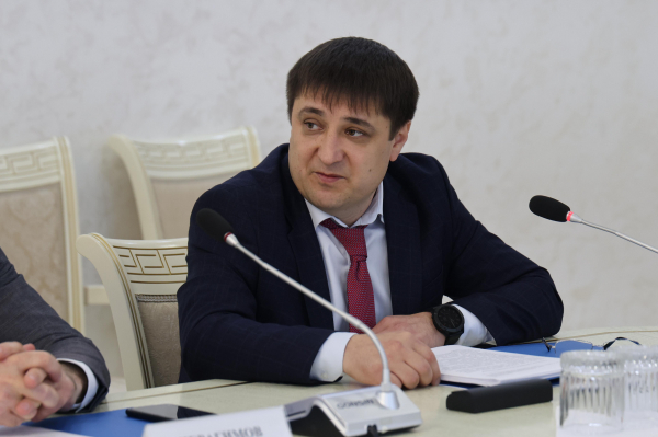 seminar-soveshhanie-po-realizacii-v-skfo-strategii-nacionalnoj-politiki-rf-proshel-v-mahachkale-b5f5658 Семинар-совещание по реализации в СКФО Стратегии национальной политики РФ прошел в Махачкале