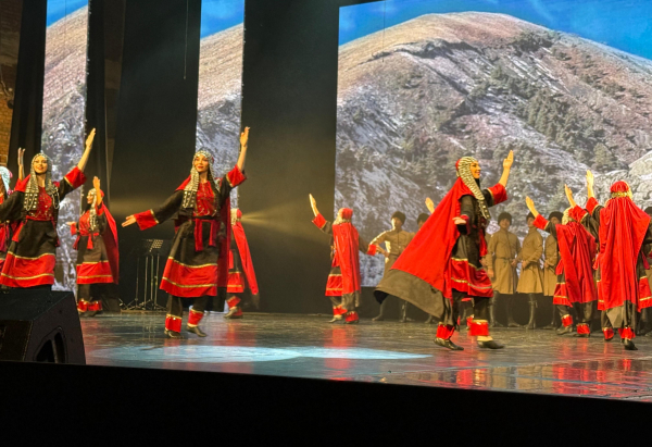 80-letnij-jubilej-zasluzhennogo-trenera-rf-po-futbolu-gadzhi-gadzhieva-otmetili-v-mahachkale-591a714 80-летний юбилей заслуженного тренера РФ по футболу Гаджи Гаджиева отметили в Махачкале