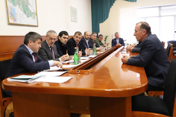 deputat-gosdumy-nurbagand-nurbagandov-vyslushal-obrashhenija-dagestancev-ddce54b Депутат Госдумы Нурбаганд Нурбагандов выслушал обращения дагестанцев