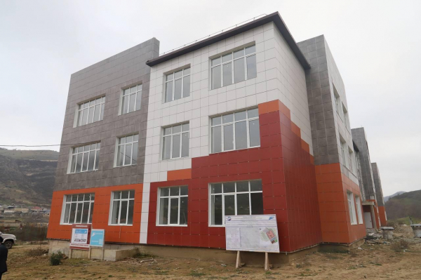 nurbagand-nurbagandov-proveril-hod-stroitelnyh-rabot-shkoly-v-tabasaranskom-rajone-95f8446 Нурбаганд Нурбагандов проверил ход строительных работ школы в Табасаранском районе