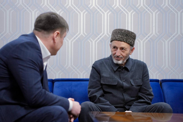 mahach-omarov-vstretilsja-s-muftiem-dagestana-shejhom-ahmadom-afandi-1e91de8 Махач Омаров встретился с Муфтием Дагестана шейхом Ахмадом Афанди