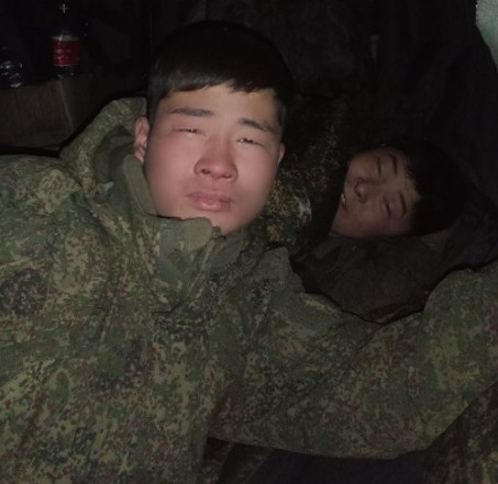 whatsapp-image-2025-12-08-at-12.37.57-3-nexjrsu84epqhragiafzrc Северокорейские "гости" в России: как интернет и порно сломали дисциплину КНДР и привели к сексуальному террору в наших казармах