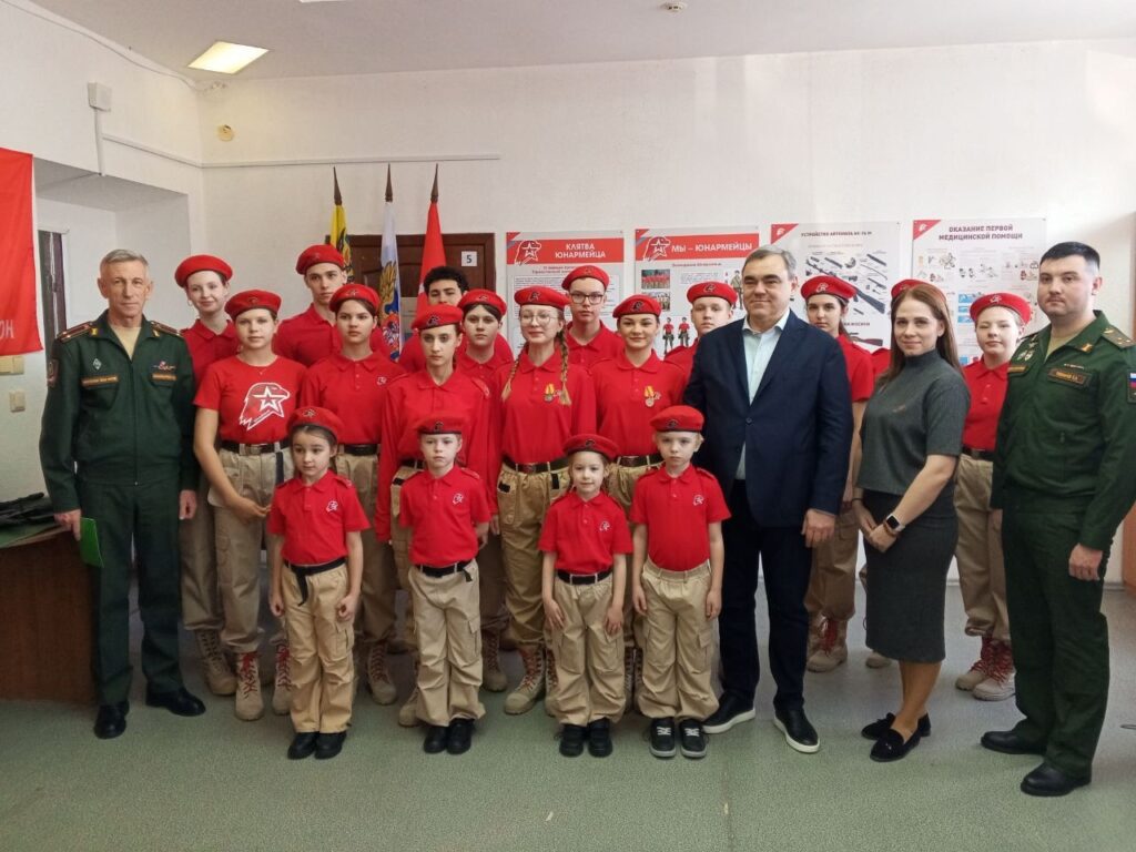 whatsapp-image-2025-12-11-at-11.14.00-4-ngkjyqeyq6skzfwqdhjodh-1024x768 «Юнармия» и Минобороны создают детский дом для подготовки новых Героев России на базе 155-й бригады морской пехоты ТОФ